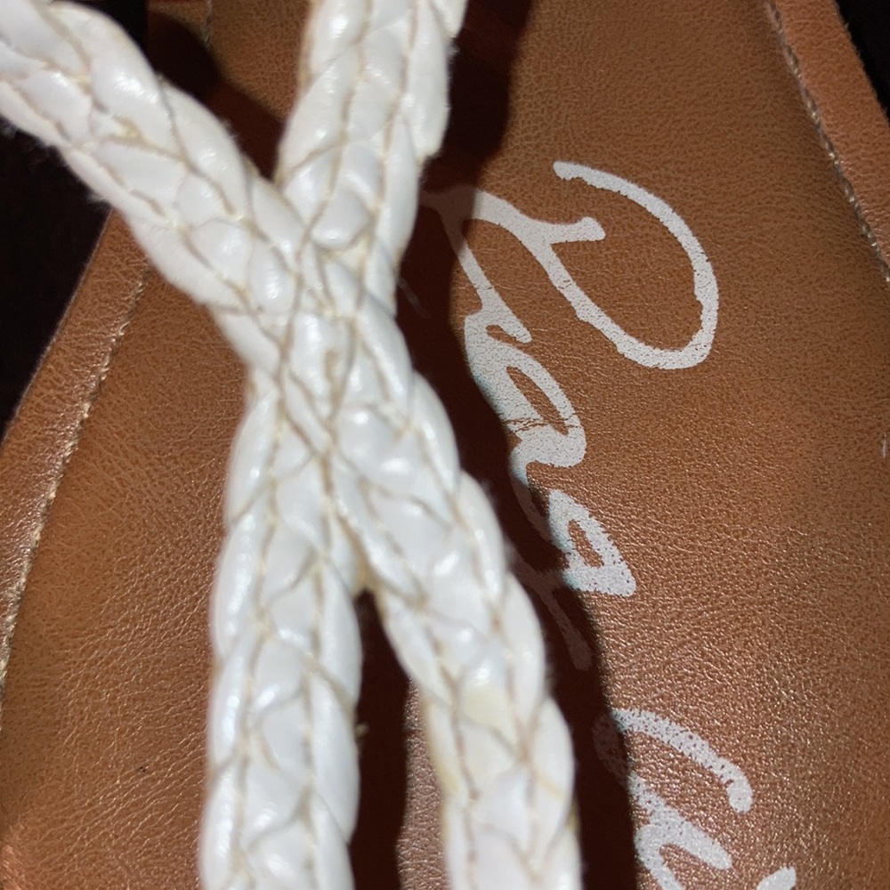 Sandals - Picture 2 of 3